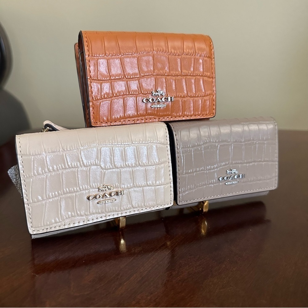 New Coach Micro Wallet - Picture 5 of 16